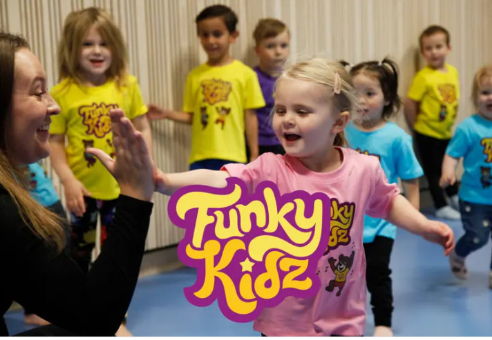 Dansledare för Funkykidz 2-6 år 