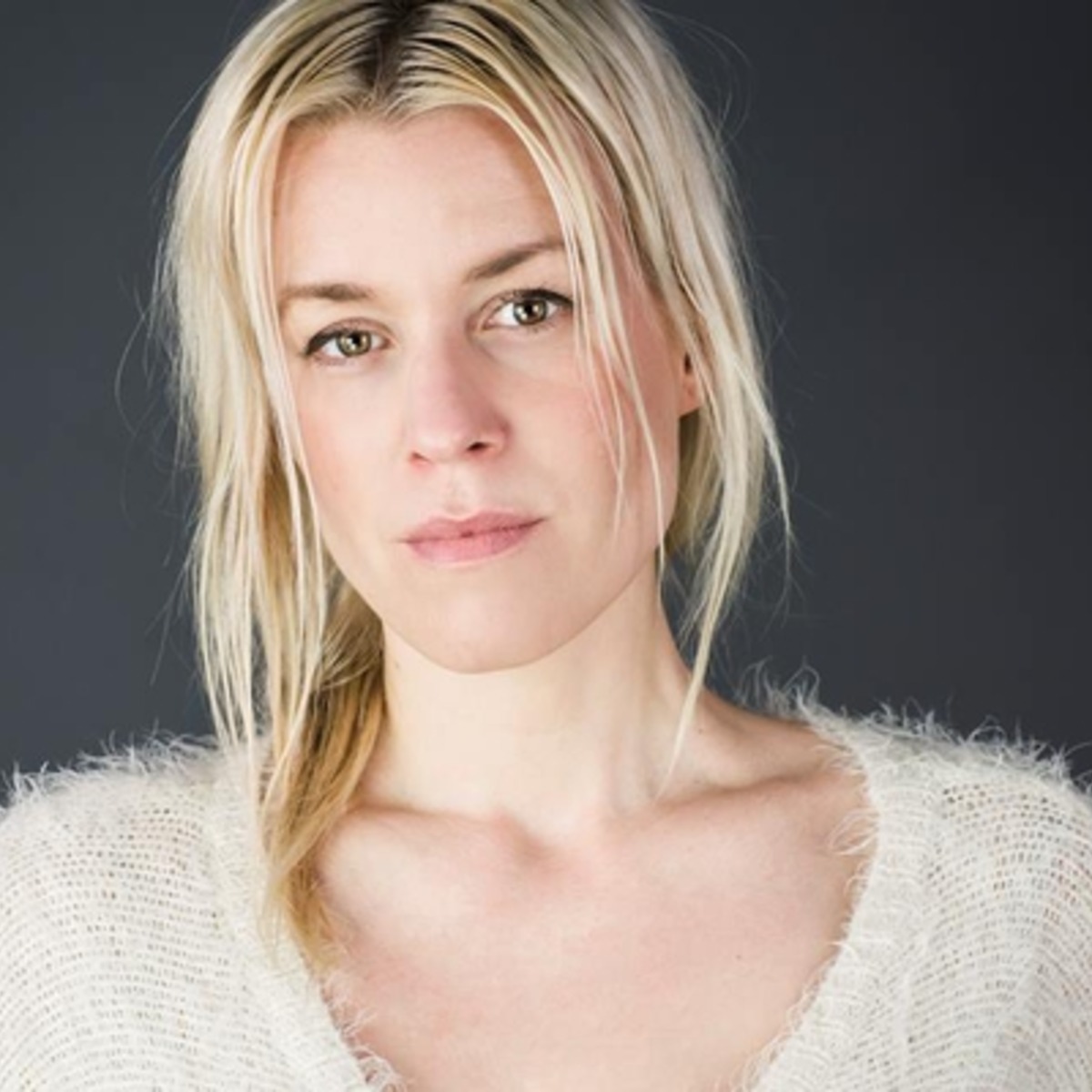 Emmeli Stjärnfeldt headshot 2018