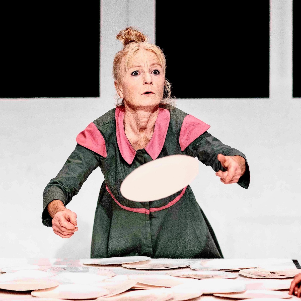 "Det blåser på månen" Masthuggsteat