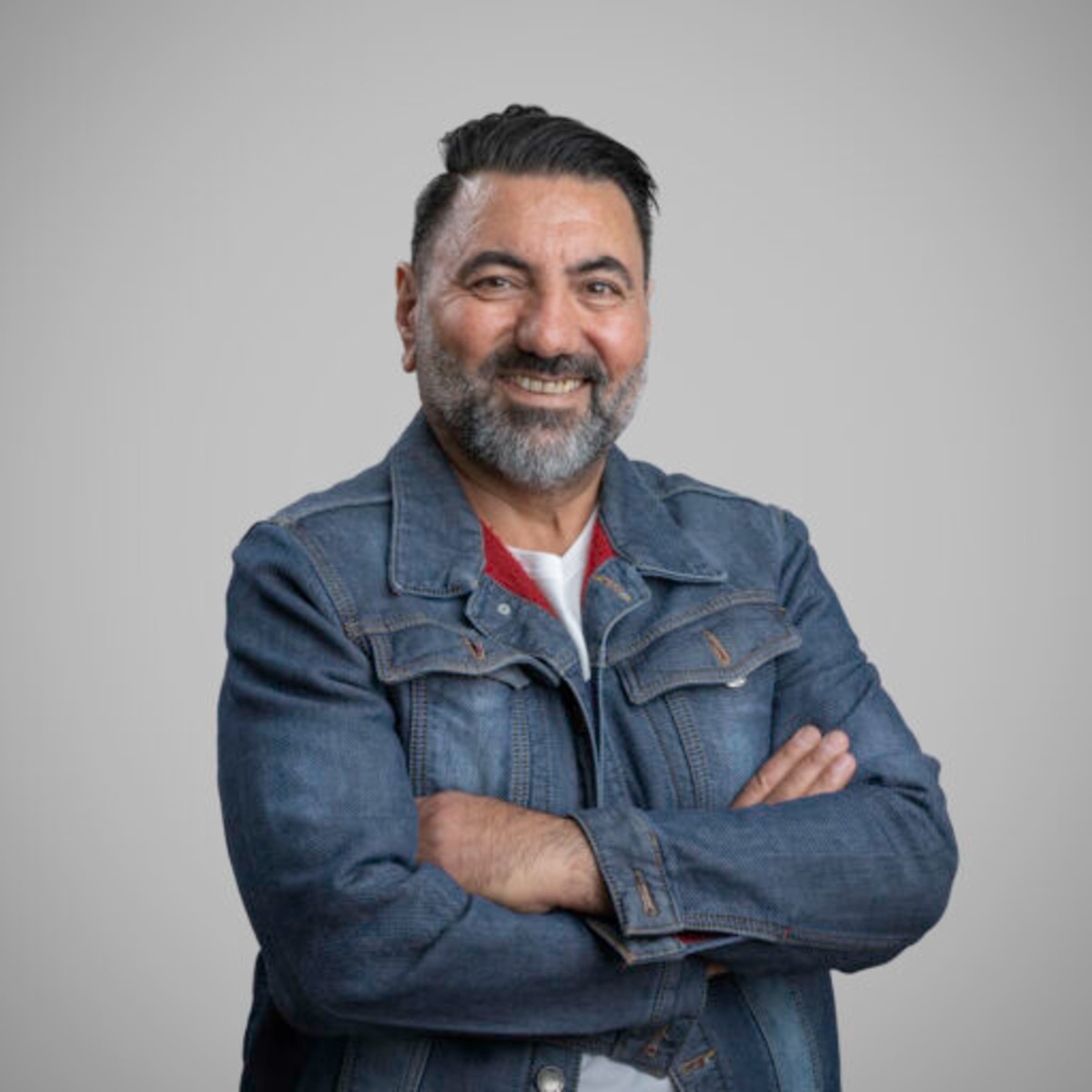 Saeid-Sharifian-2.jpg
